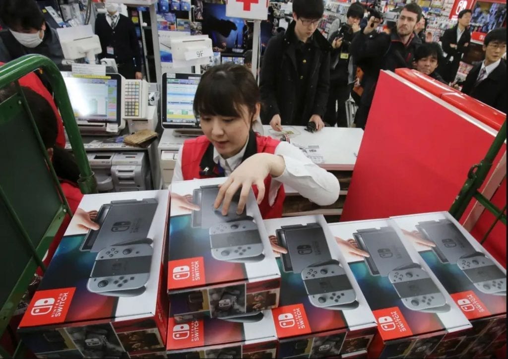 Switch has now sold more than Wii in Japan 1 pcz switch shoppers